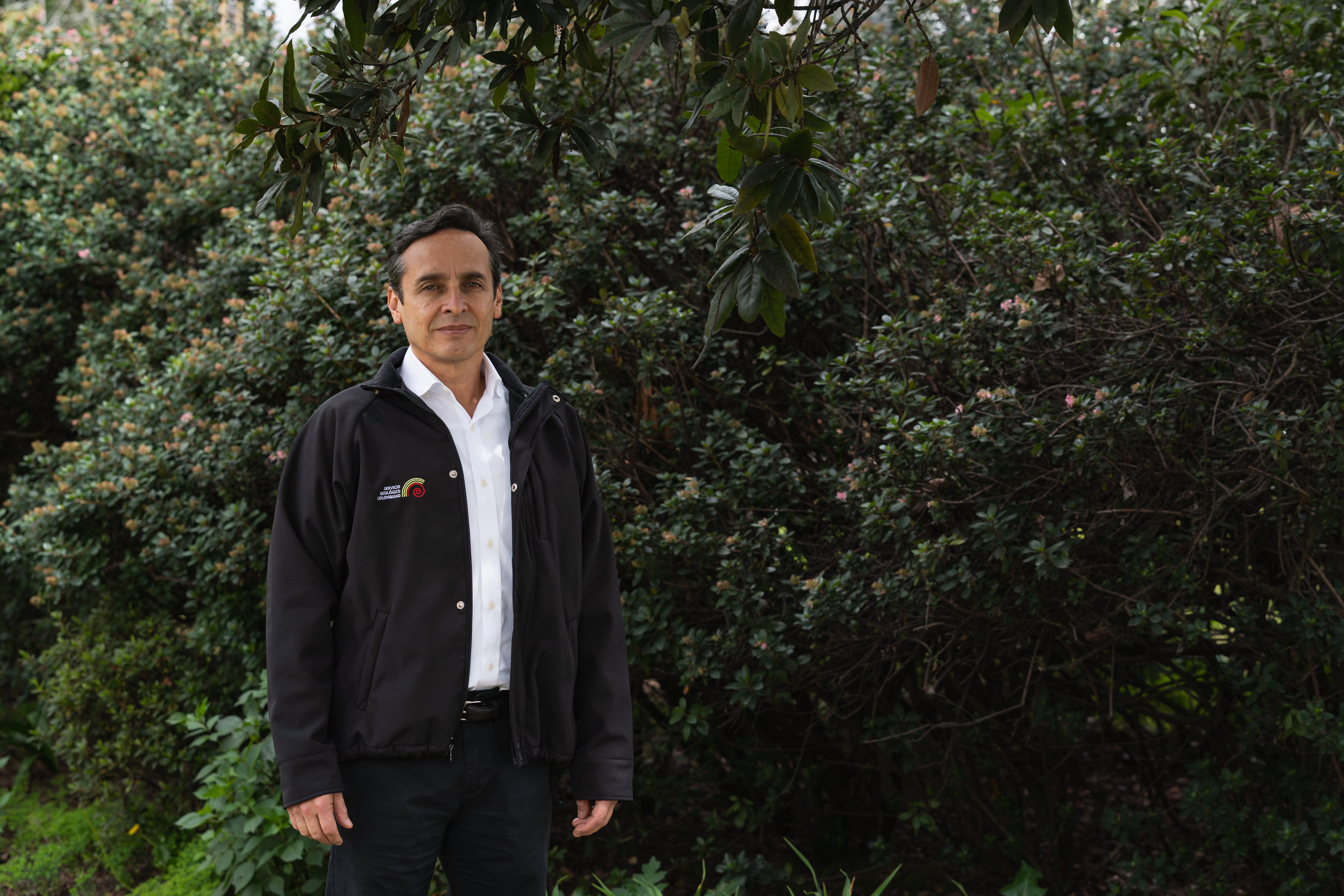 director del servicio geologico
Julio Fierro Morales