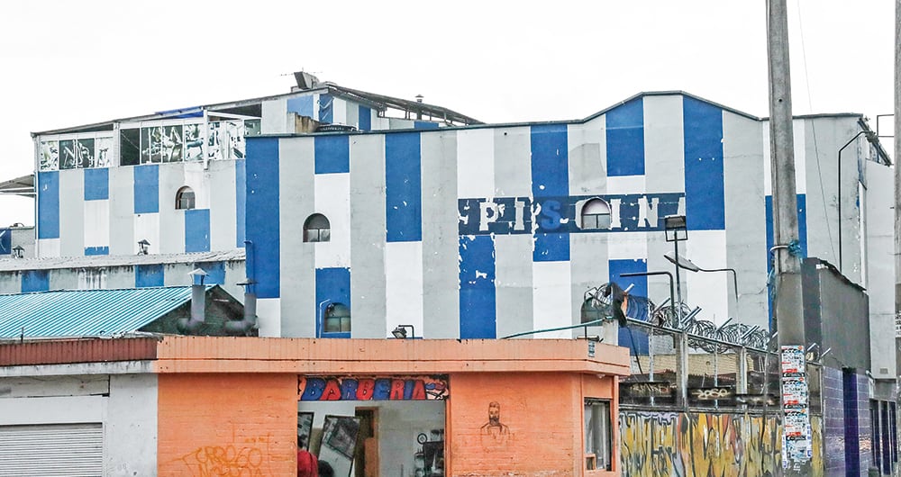 La Sociedad de Activos Especiales (SAE) le aseguró a SEMANA que La Piscina nunca fue puesta a disposición, en otras palabras, no está en el inventario de bienes en poder del Estado como consecuencia de operativos de extinción de dominio. 
