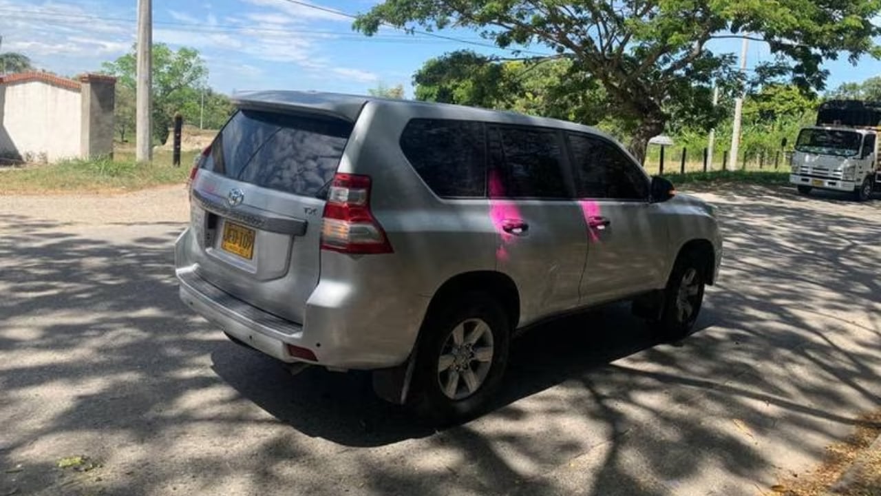 La camioneta de la UNP que habría sido usada para mover $700 millones en efectivo en Tolima