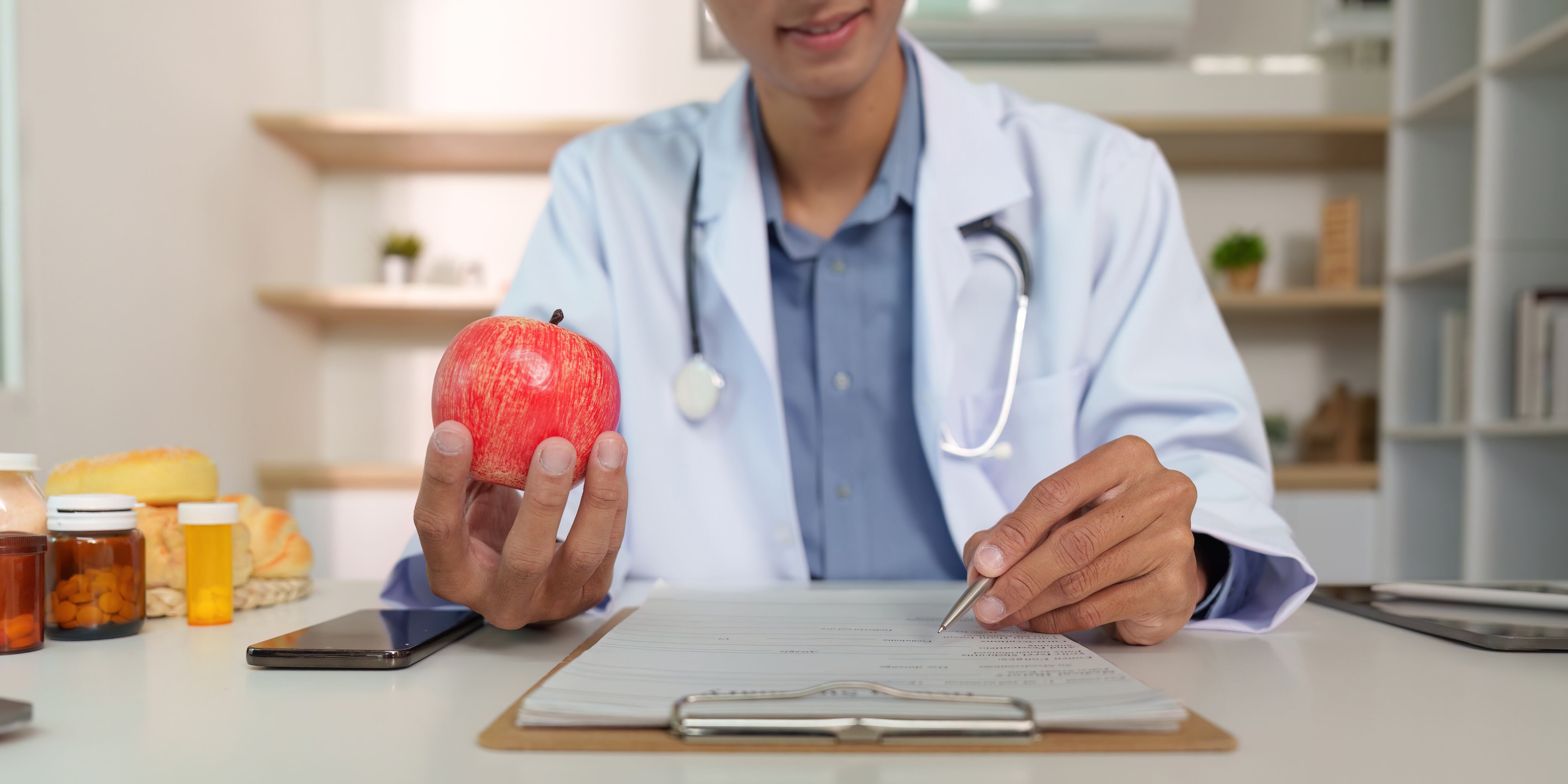 Clínicas y centros de salud alertan que la pérdida de SNAP no solo afectará la nutrición de millones, sino que también incrementará los riesgos médicos asociados a la inseguridad alimentaria.