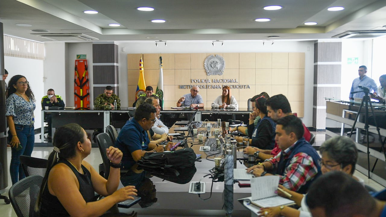 Decretan toque de queda para menores de edad en Cúcuta.