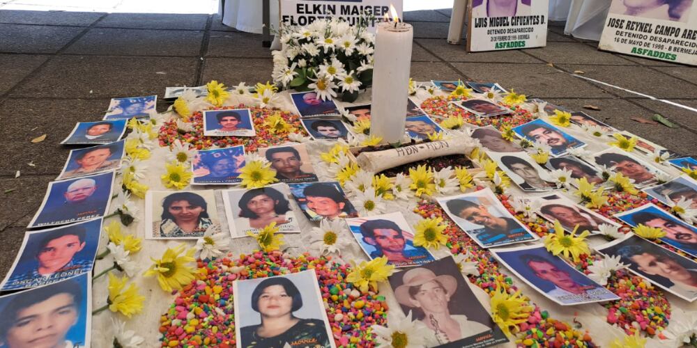 Fotos de personas reportadas como desaparecidas en Colombia.