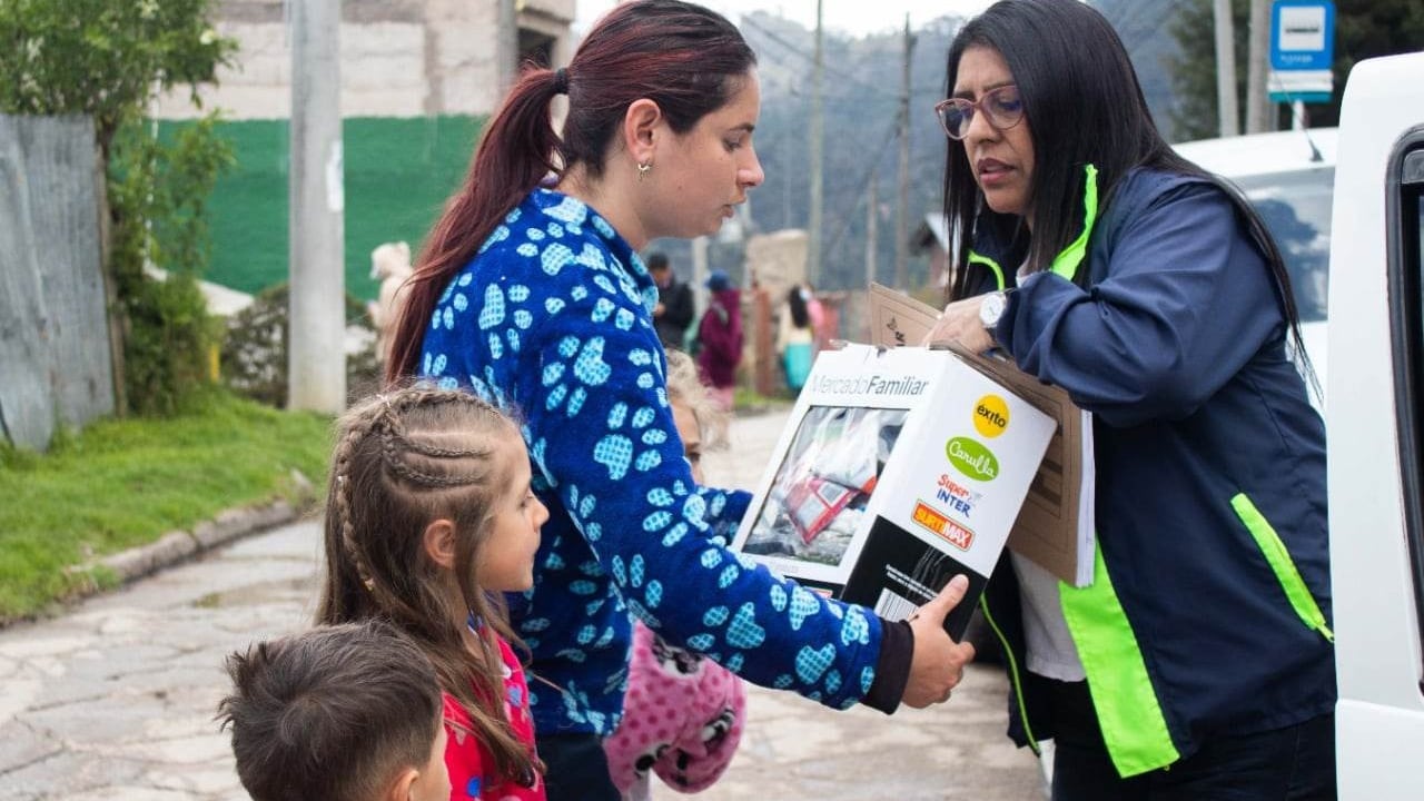 La CAR entregó ayudas humanitarias en varios municipios.