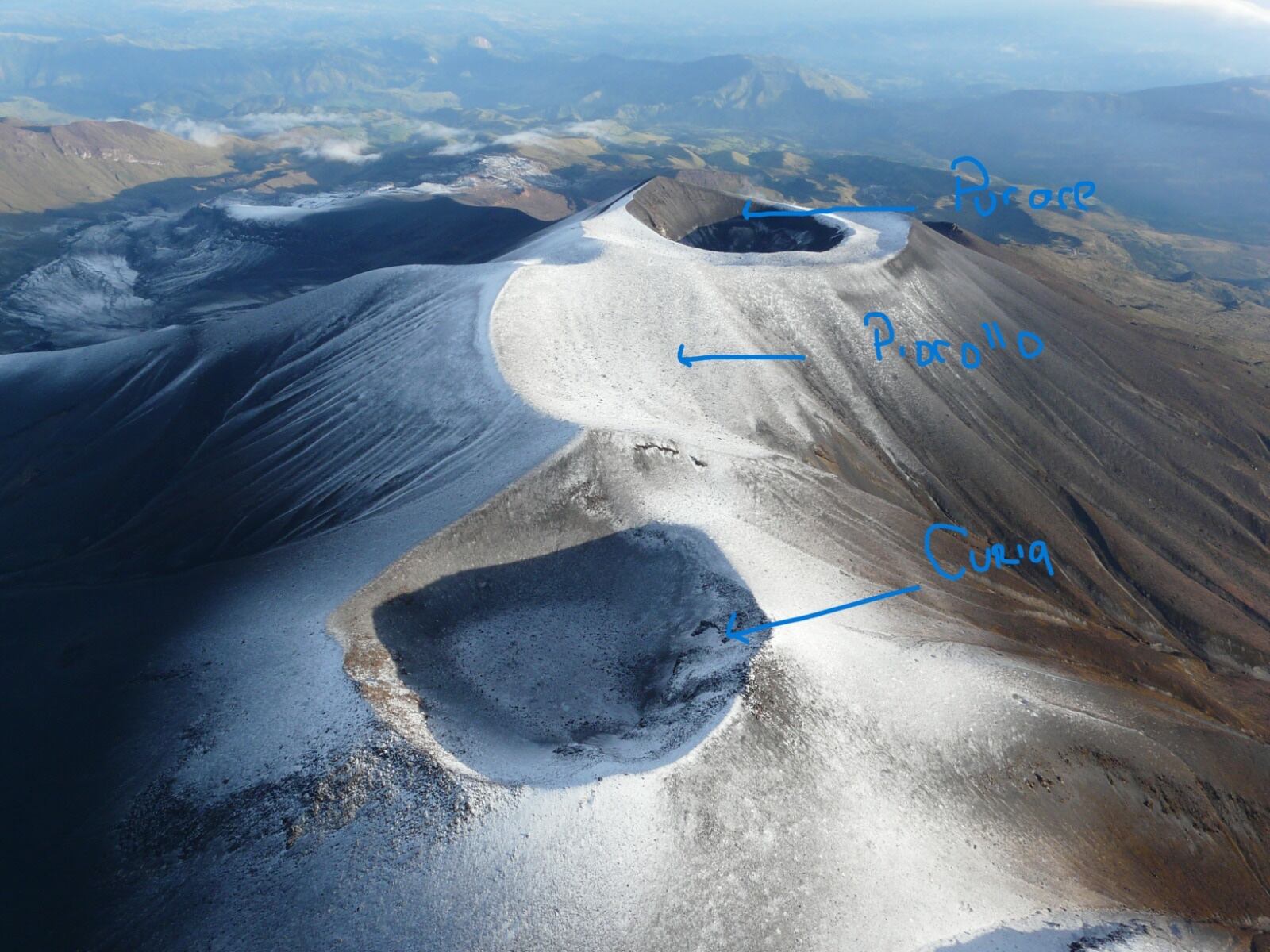 Volcanes Curiquinga, Piocollo y Puracé.