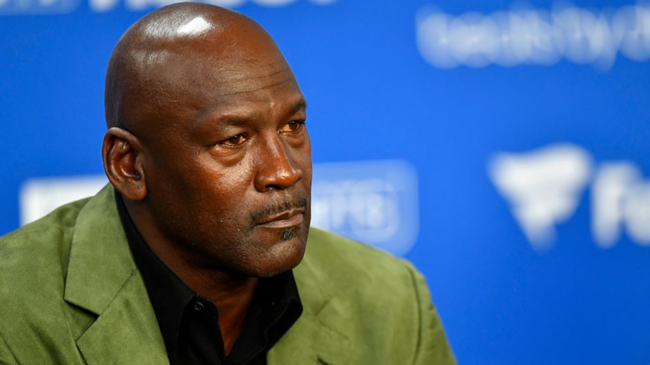 La fortuna de Michael Jordan supera los 1.600 millones de dólares, pero su franquicia de los Charlotte Hornets no está pasando por el mejor momento financiero.