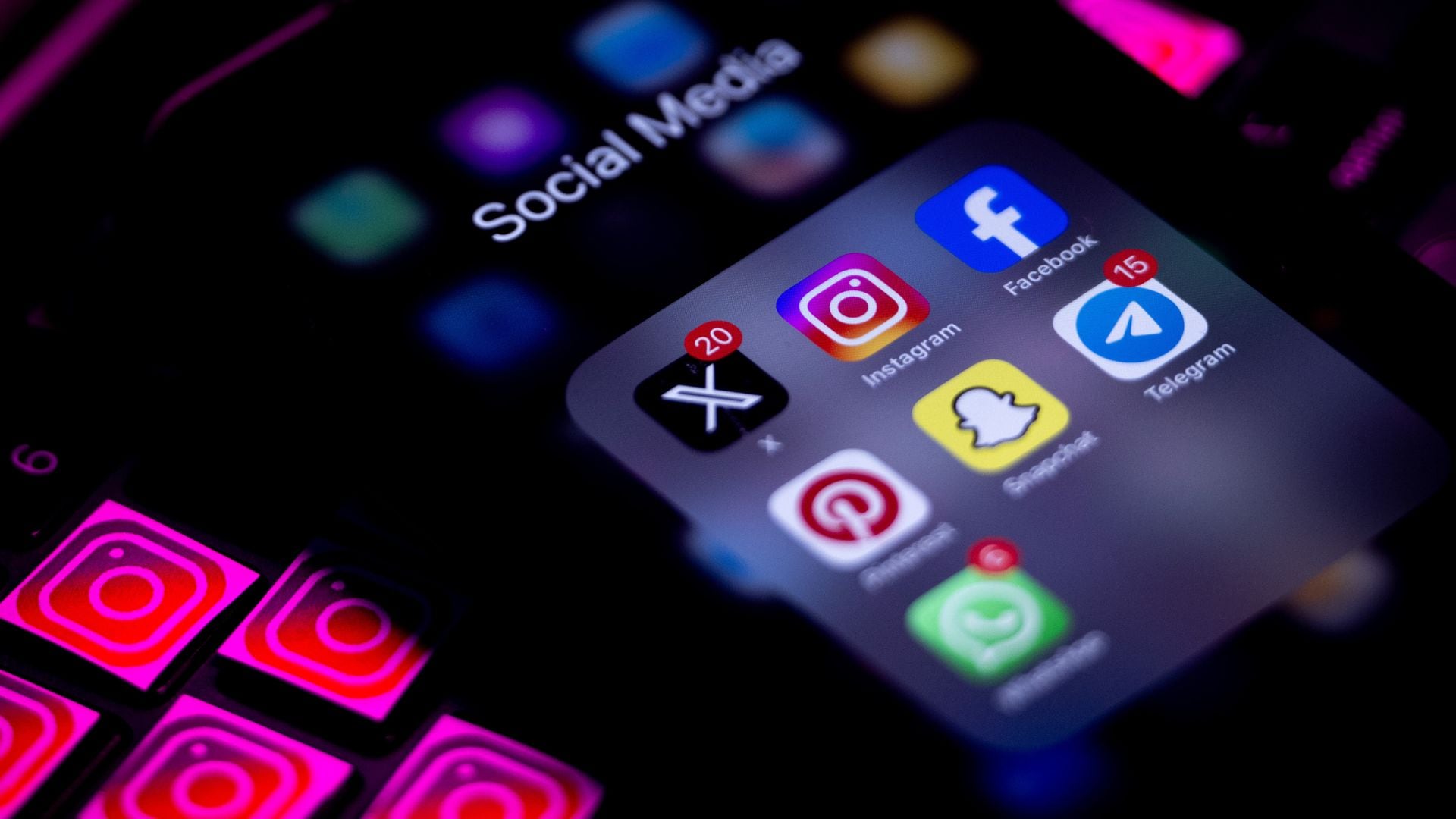 Instagram, Facebook y WhatsApp planean incorporar suscripciones.