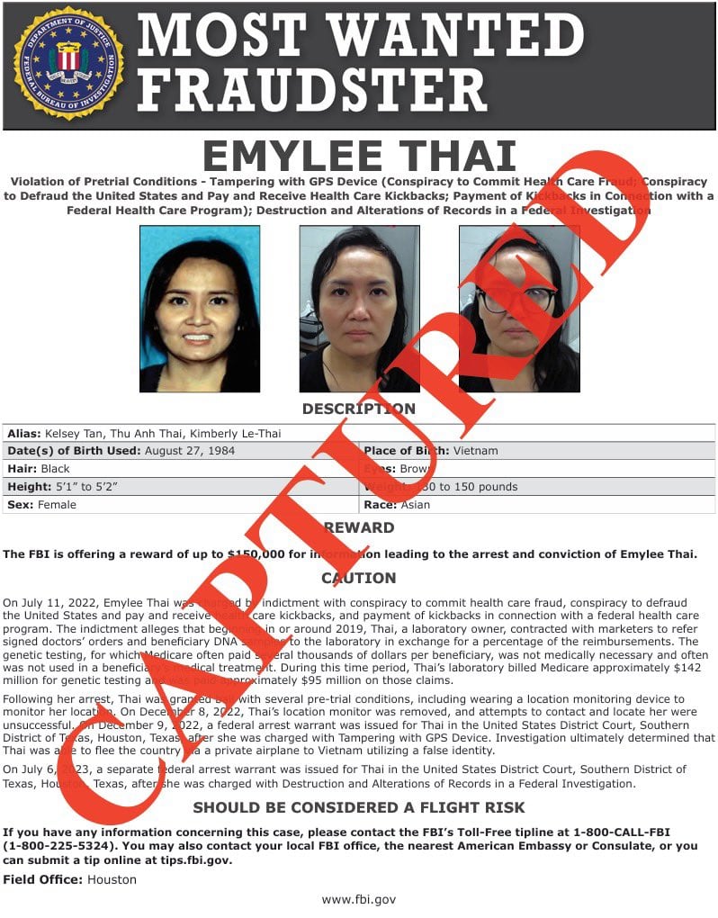 Documento de arresto Emylee Thai