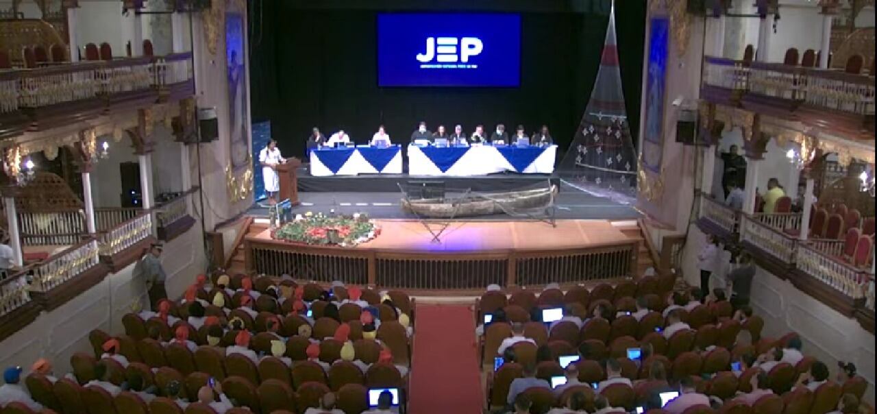 Audiencia pública sobre canal del Dique en el Teatro Adolfo Mejía de Cartagena.