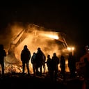 En esta nueva serie de temblores; siendo los más fuertes de 6,4 y 5,8 grados, las autoridades geológicas confirmaron que se sintieron en varios países vecinos, y que se presentaron pasadas las 8:00 p.m.