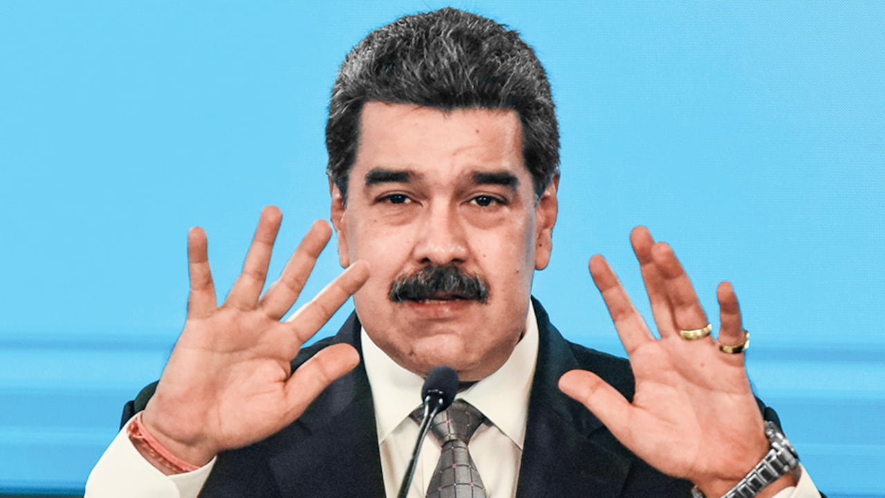 A semanas de las elecciones, el diálogo de Maduro con Estados Unidos suscita preguntas acerca de si el mandatario podría estar negociando su salida del poder tras 12 años.