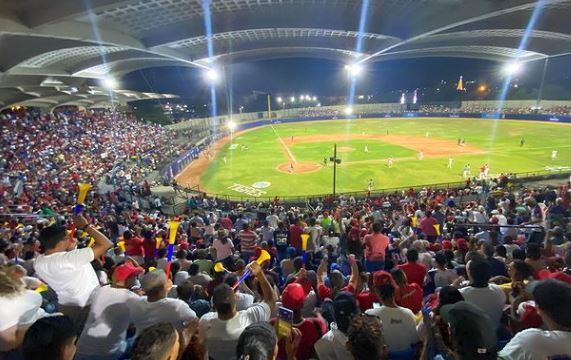 Estadio 11 de noviembre Abel Leal en Cartagena