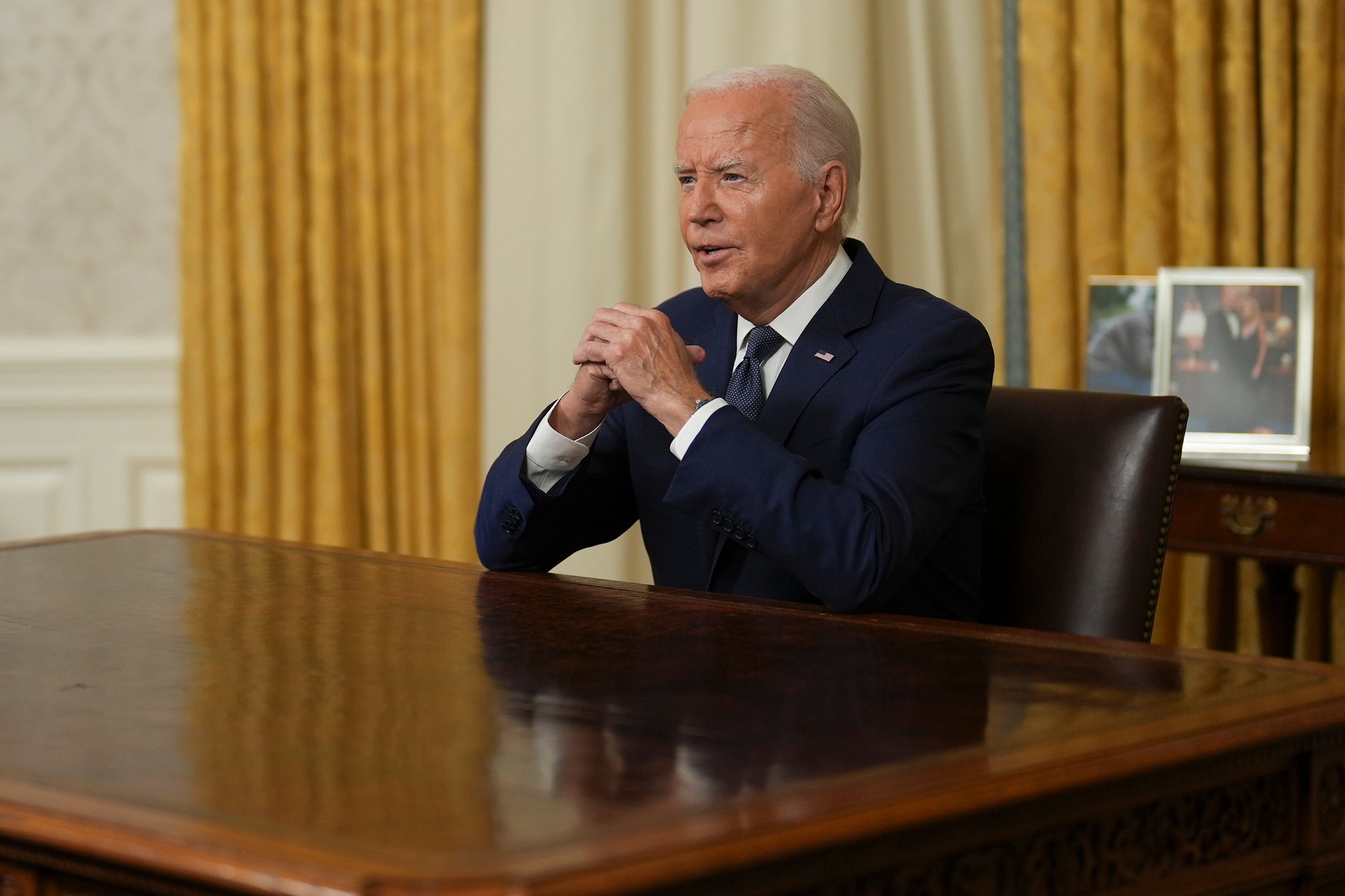 El presidente Biden dio varios mensajes lamentando lo ocurrido con Donald Trump
