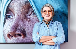 Delia Jaramillo, esposa de Miguel Uribe Londoño y quien acompañó al candidato presidencial en el dolor del fallecimiento de su hijo.