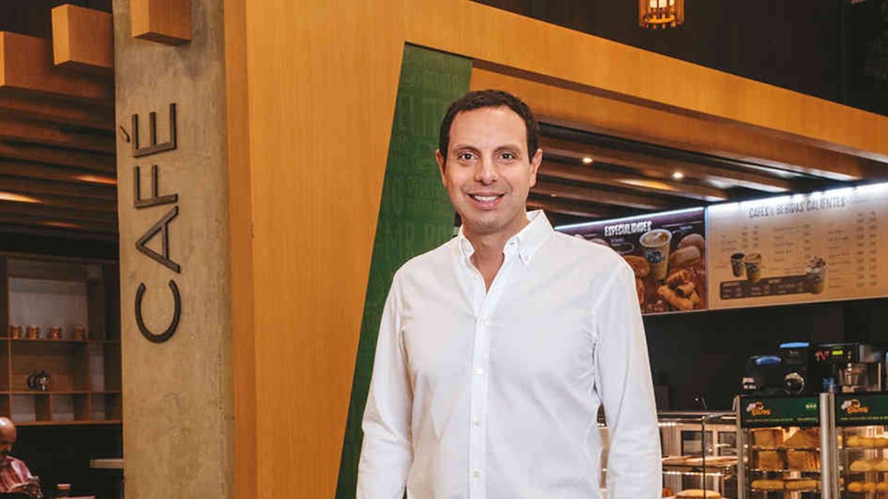 Carlos Simán, fundador y gerente de Mr. Bono.