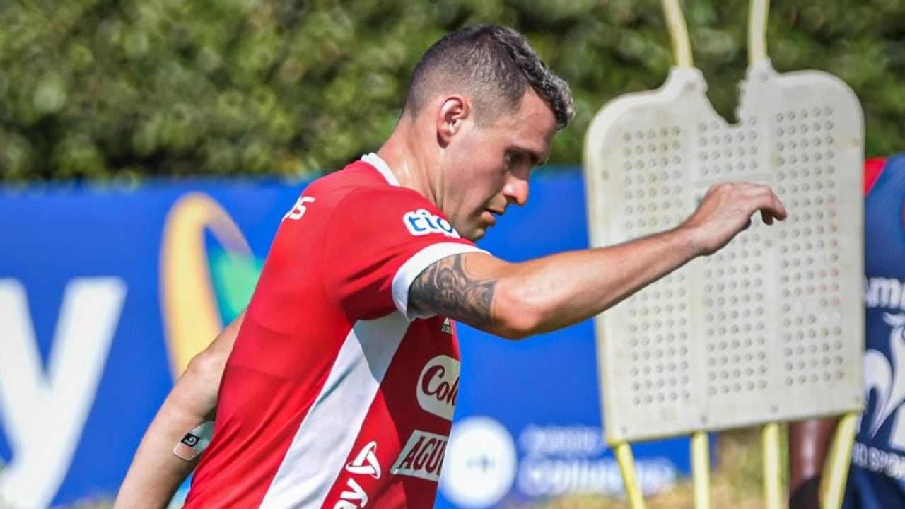 El volante extenderá su vínculo con el América de Cali.