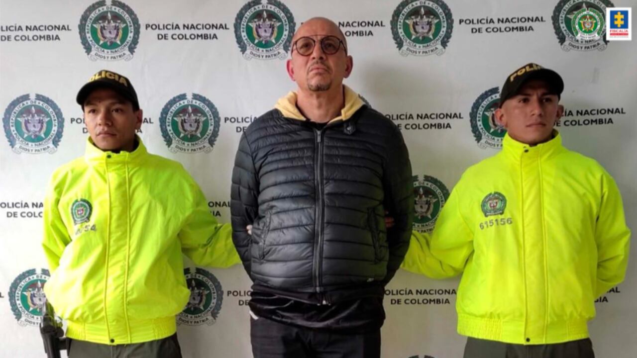 La Fiscalía capturó a Néstor Coutin Roykovich, médico especialista y le imputó el delito de acceso carnal abusivo con persona incapaz de resistir.