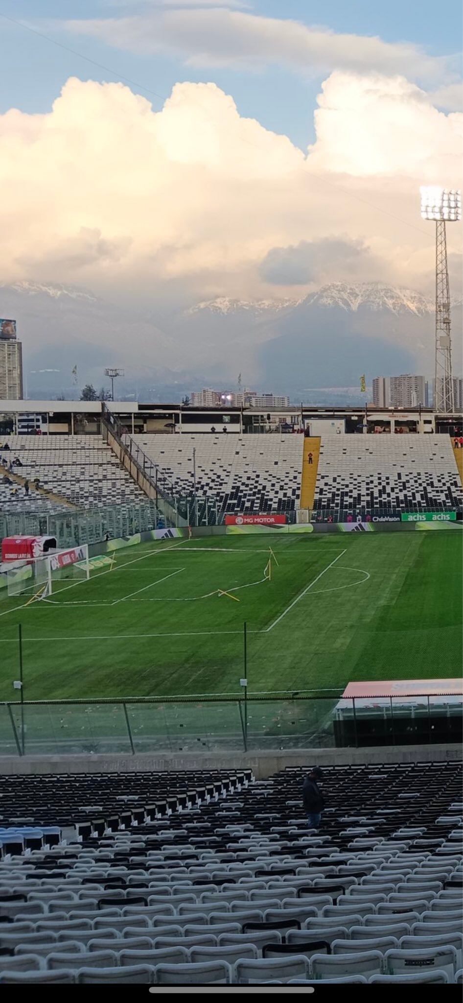 Grama del estadio Monumental de Santiago