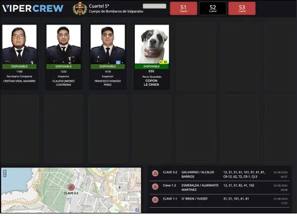 Él es Copón, el perro que es bombero de Bogotá.