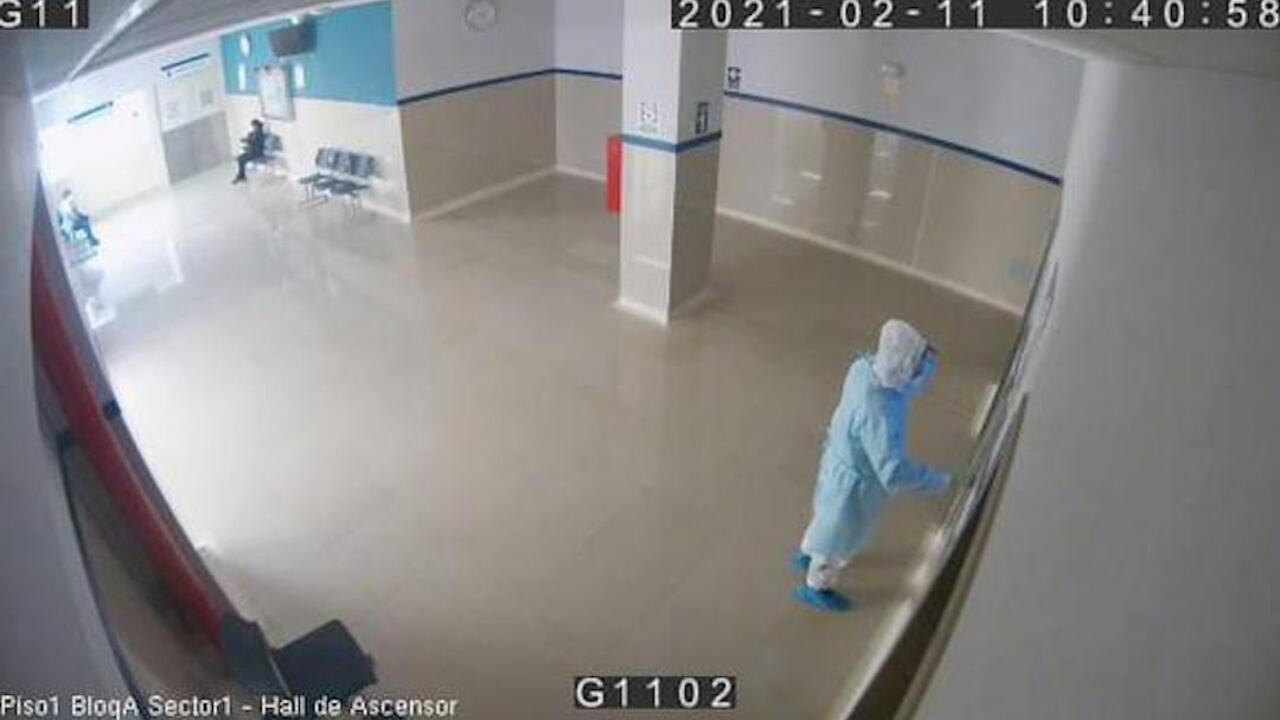 Imágenes de la cámara de seguridad del hospital