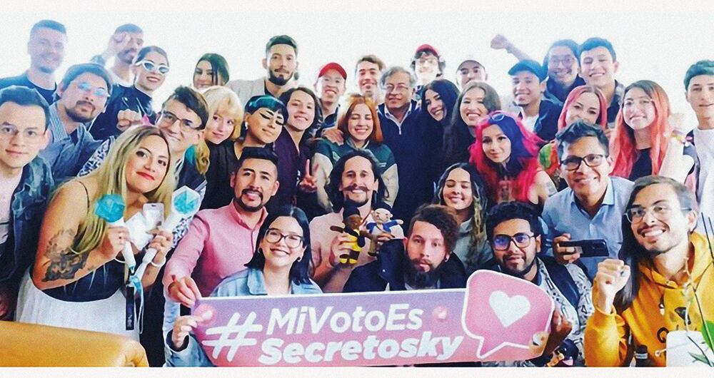 Varios de los influenciadores, que han posado de independientes, han lanzado ataques contra SEMANA.  