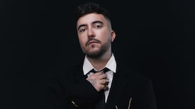 Beret, cantante español y una de las voces más influyentes de su generación.