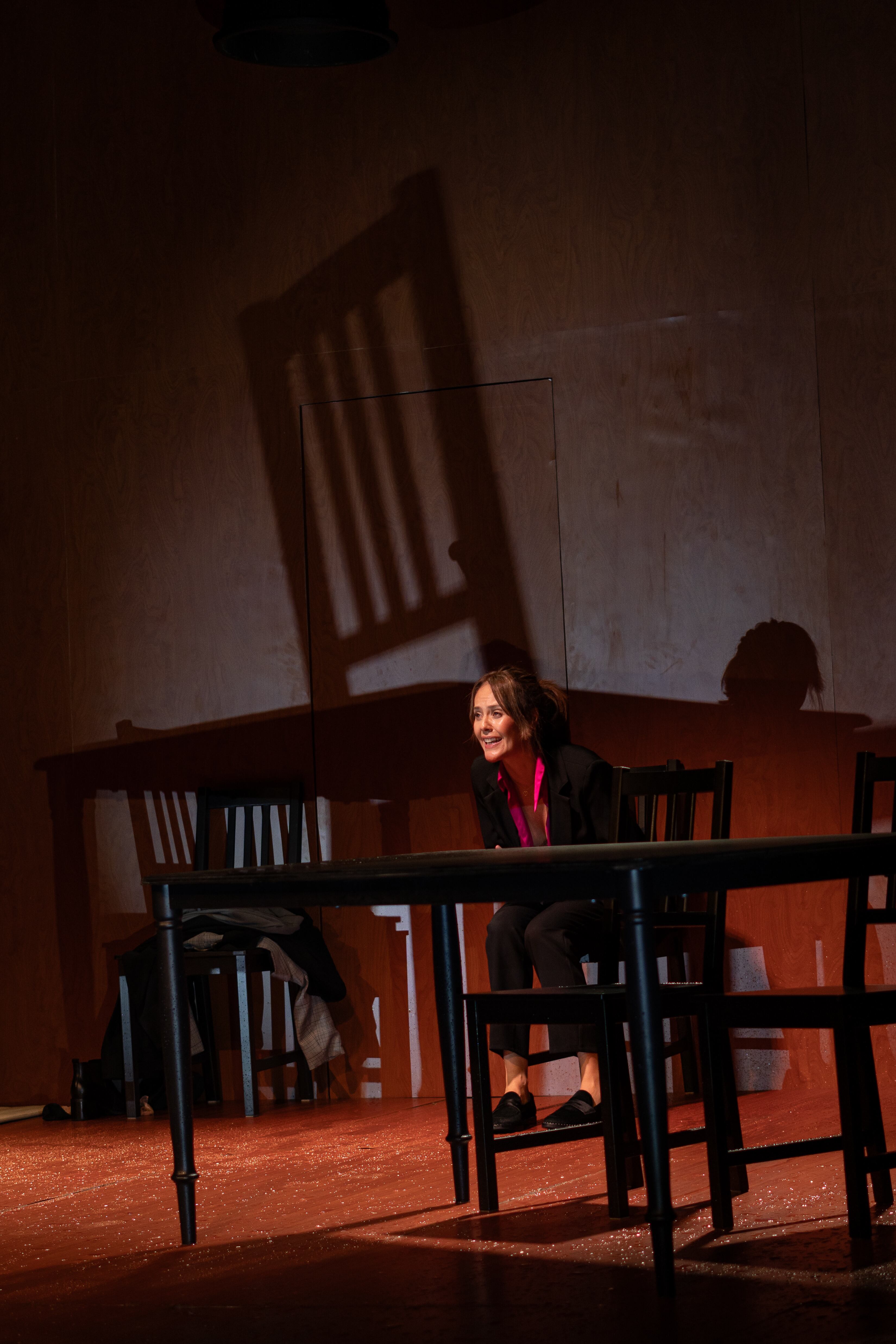 Cristina Umaña en 'Prima Facie', adaptación de Nicolás Montero de la obra de Suzie Miller, en el Teatro Nacional 2024.