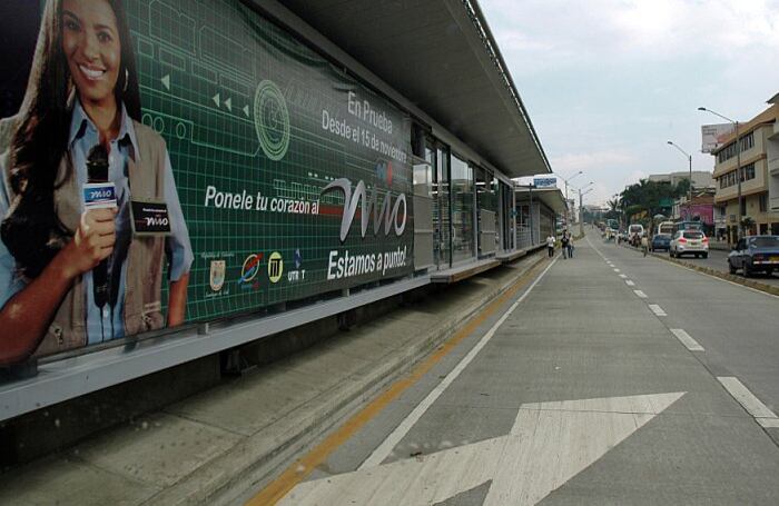 El sistema cuenta con un total de 77 estaciones de parada como la que aparece en la foto. El vandalismo y la falta de sentido de pertenencia de los ciudadanos obligó a que muchas de esas estaciones debieran ser recuperadas.