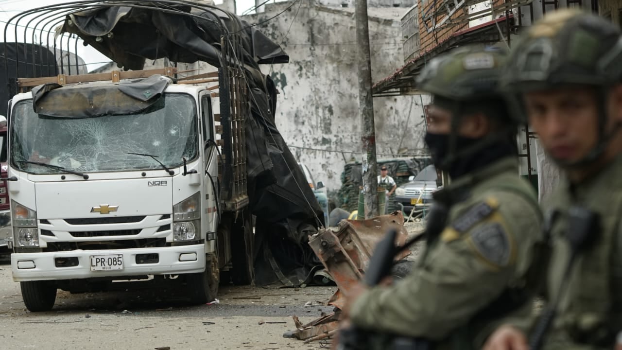 Ataque a estación de policía de Morales cauca por parte de disidencias de las FARC