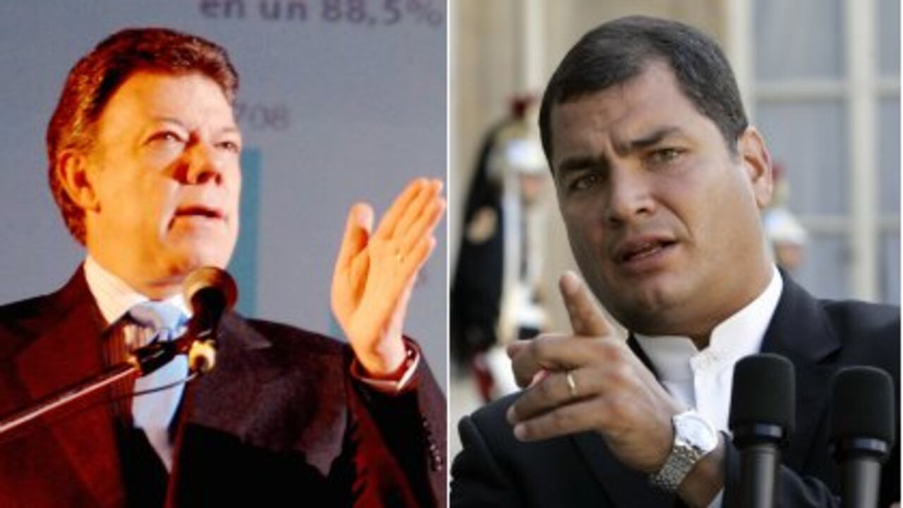 Juan Manuel Santos, ex ministro de Defensa, y Rafael Correa, presidente de Ecuador. (Foto: Archivo SEMANA)