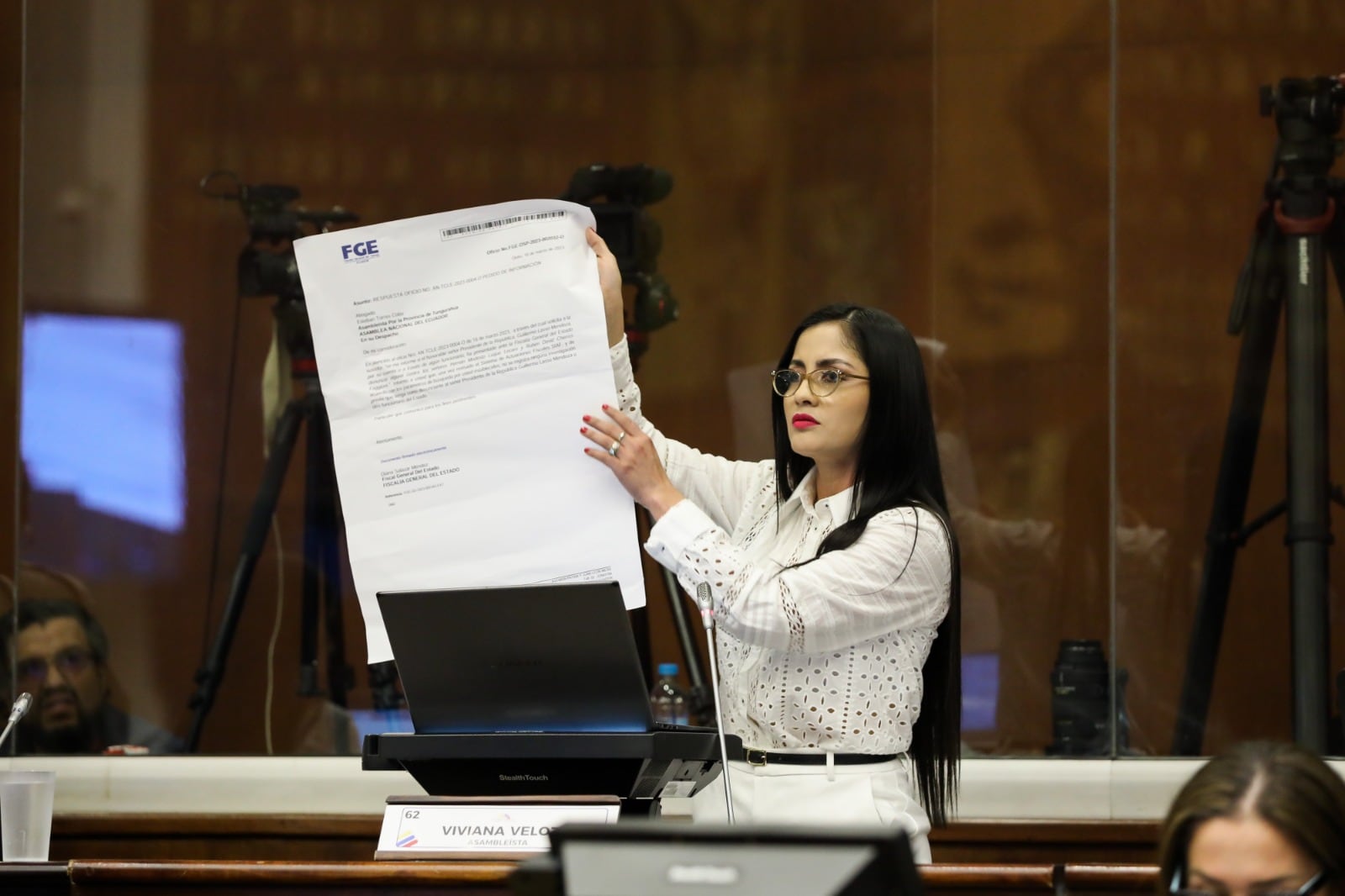 La legisladora aseguró que siempre han manifestado que “las salidas son constitucionales y son respetuosos de la constitución”