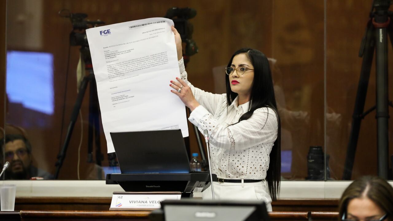 La legisladora aseguró que siempre han manifestado que “las salidas son constitucionales y son respetuosos de la constitución”