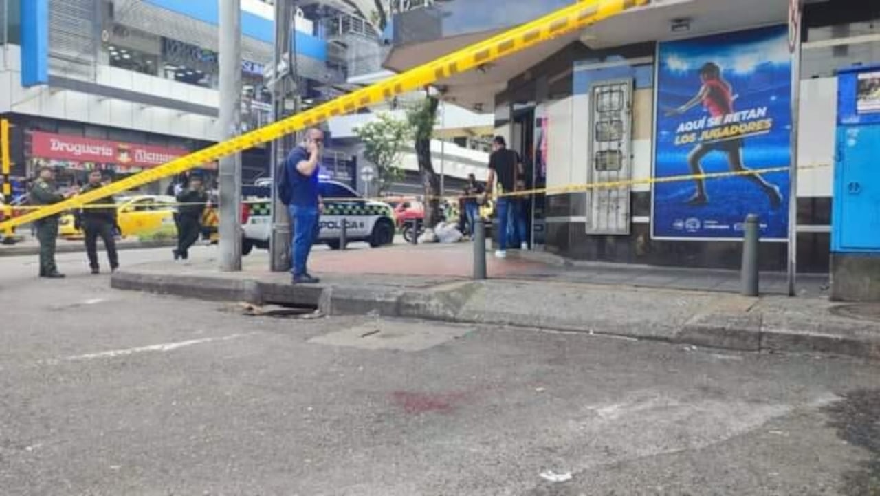 La víctima recibió un disparo en el pecho.