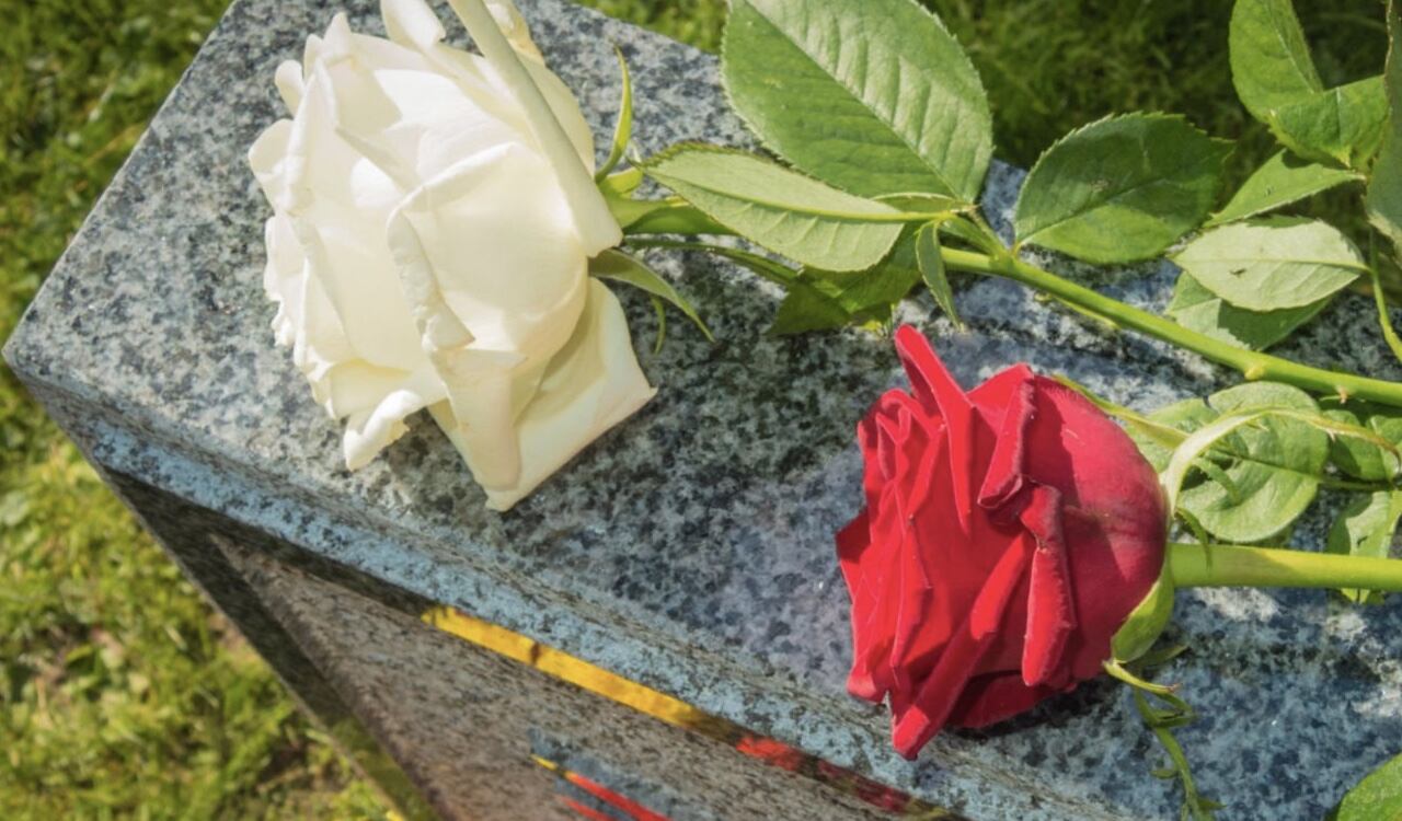 La gente no está destinada a sentir tanto dolor (...) Mi corazón se ha ido y realmente necesito que regrese. No podré resistir mucho más. Lo necesito aquí”, expresó su esposa