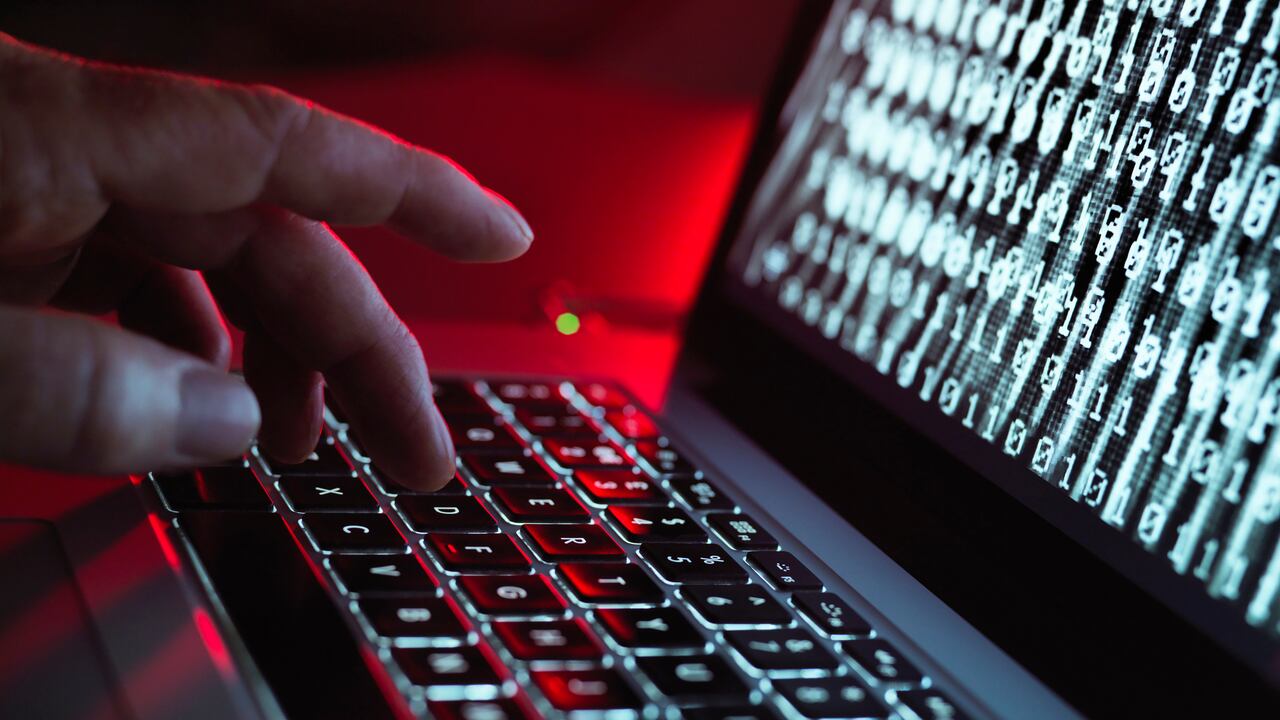 El021 fue un año de récord, con 5.900 millones de cuentas de Internet afectadas por las brechas de datos que tuvieron lugar entre el 1 de enero y el 31 de diciembre.