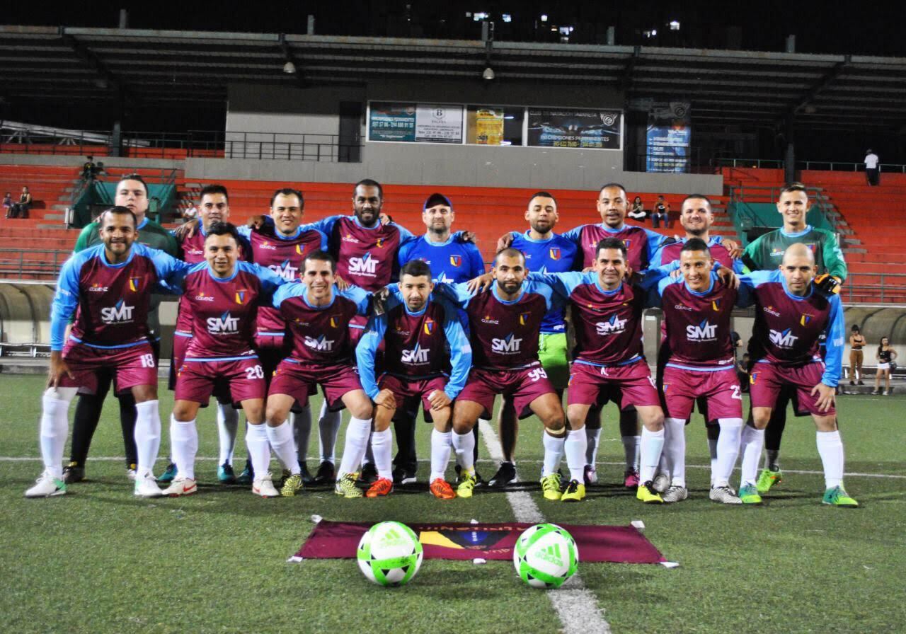 Vinotinto FC hoy llega hasta unas 80 personas.