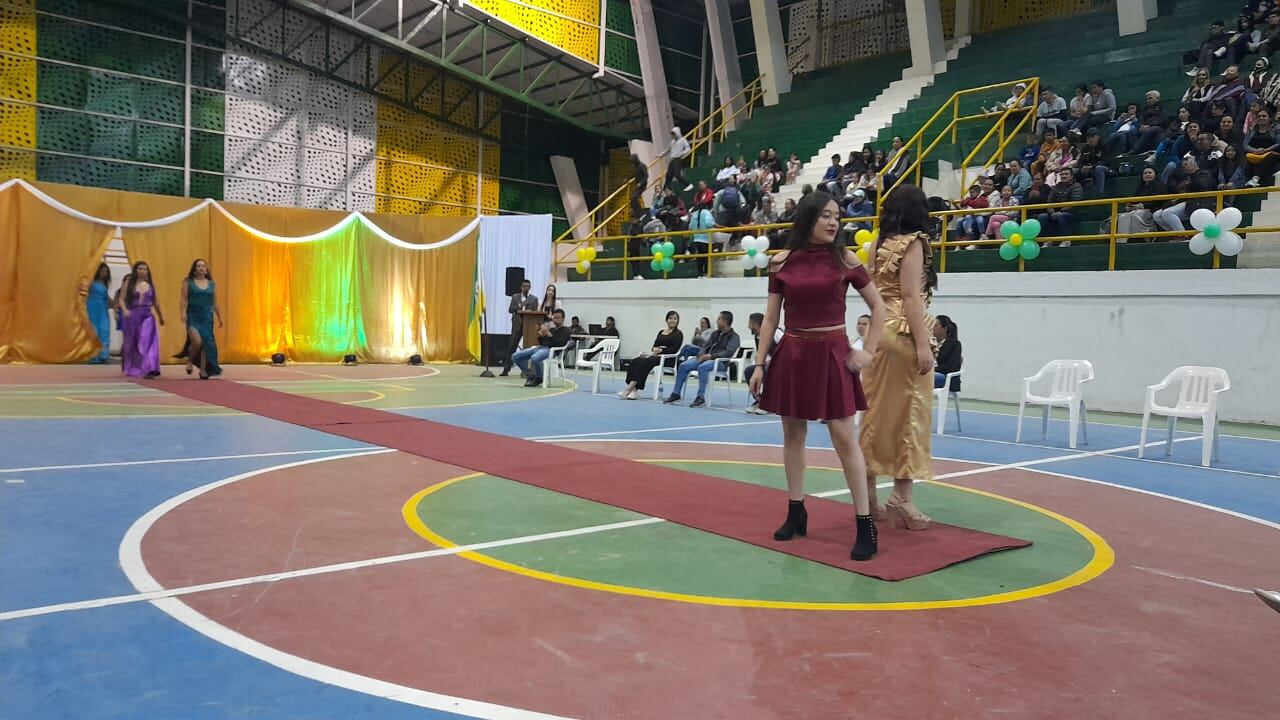 Desfile de modas en Chipaque, Cundinamarca - 'Mujeres Tejedoras' con el apoyo del SENA y la Alcaldía Municipal.
