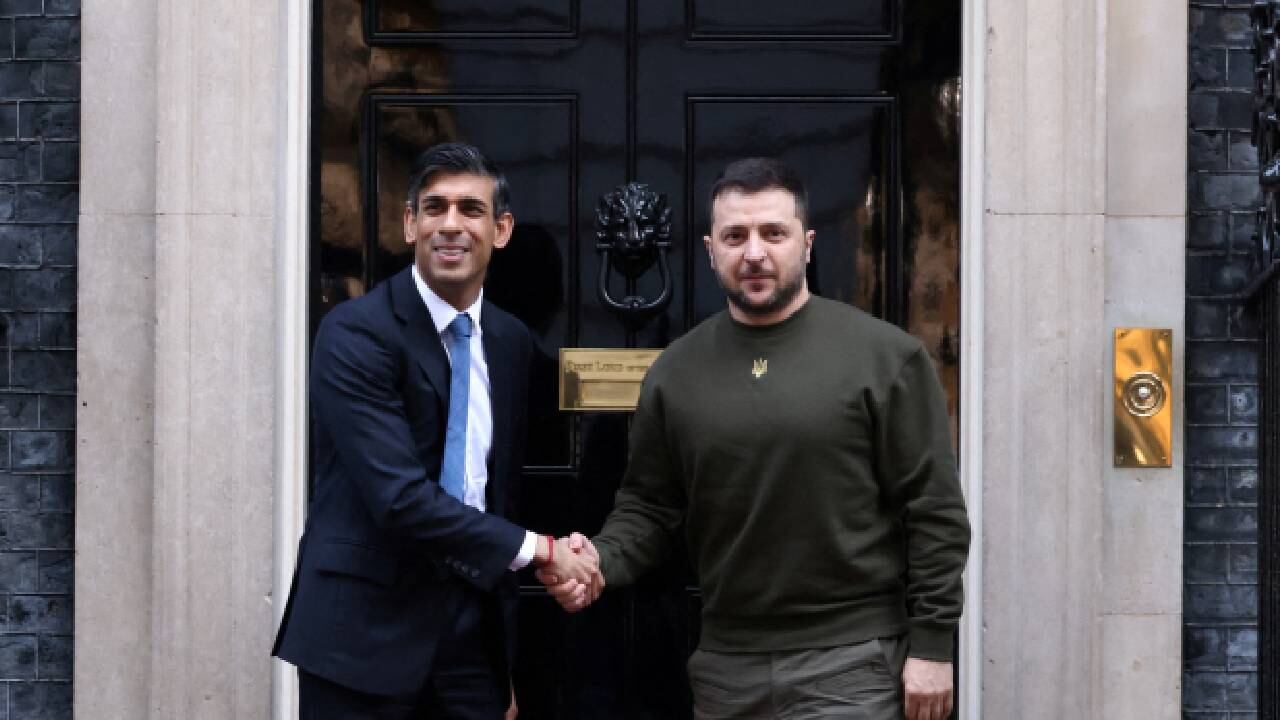 El presidente de Ucrania, Volodimir Zelenski, se reunió con el primer ministro británico, Rishi Sunak.