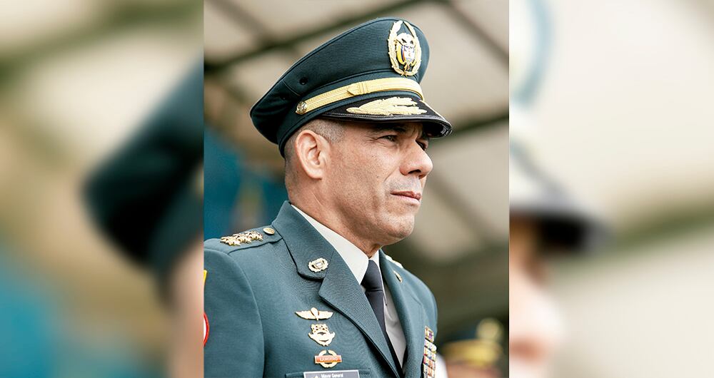 EDUARDO ZAPATEIRO Comandante del Ejército