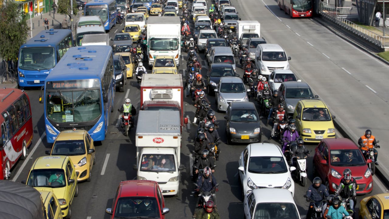 Pico y placa en Bogotá queda supendido por vacaciones.