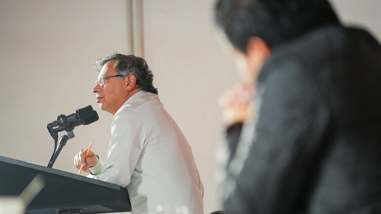 El presidente Gustavo Petro estaría "secuestrado" por tres personas, de acuerdo con la carta que emitió este miércoles el excanciller Álvaro Leyva.