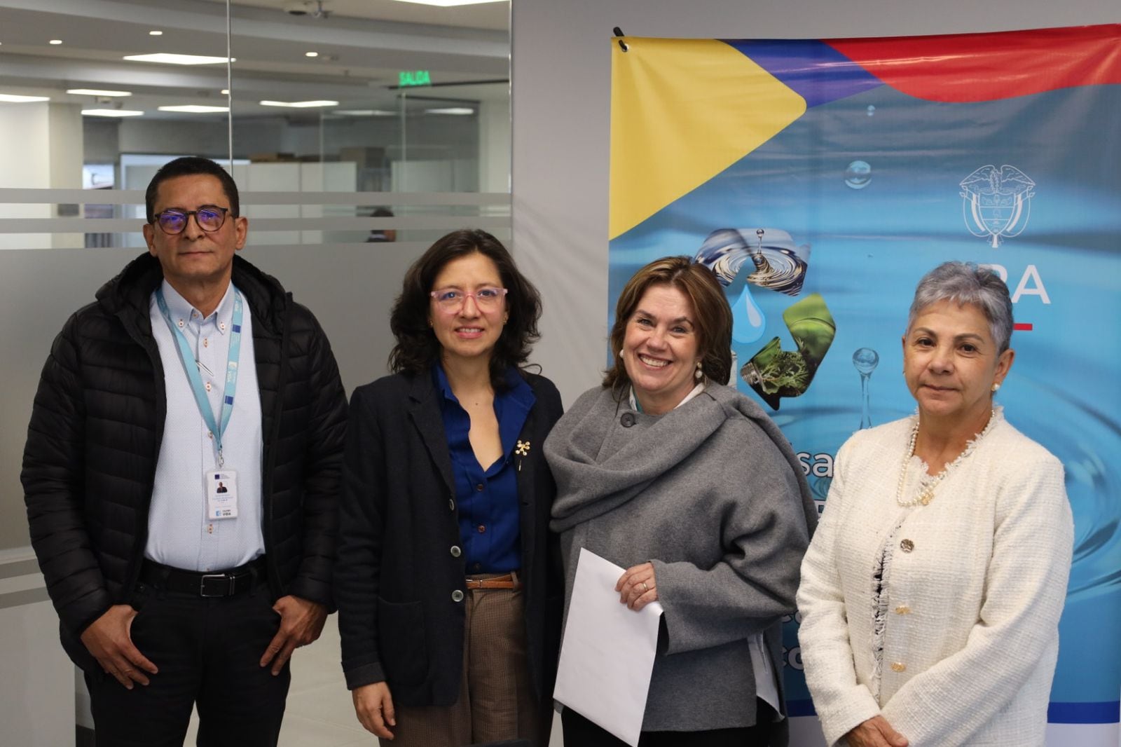 La directora de la UAESP, Consuelo Ordóñez, radicó ante la CRA nuevo esquema de aseo para Bogotá