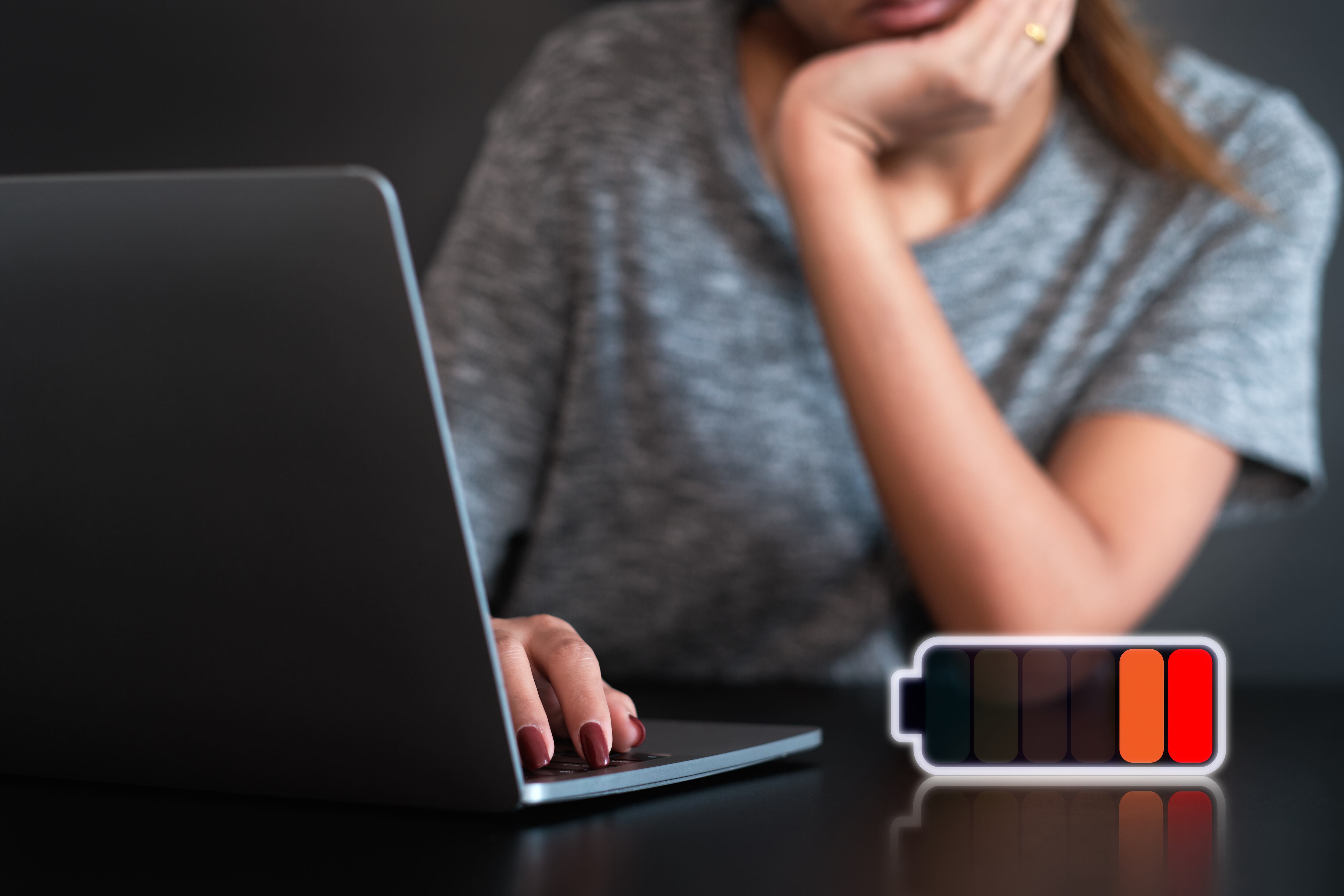 Así puede hacer rendir la batería del computador.