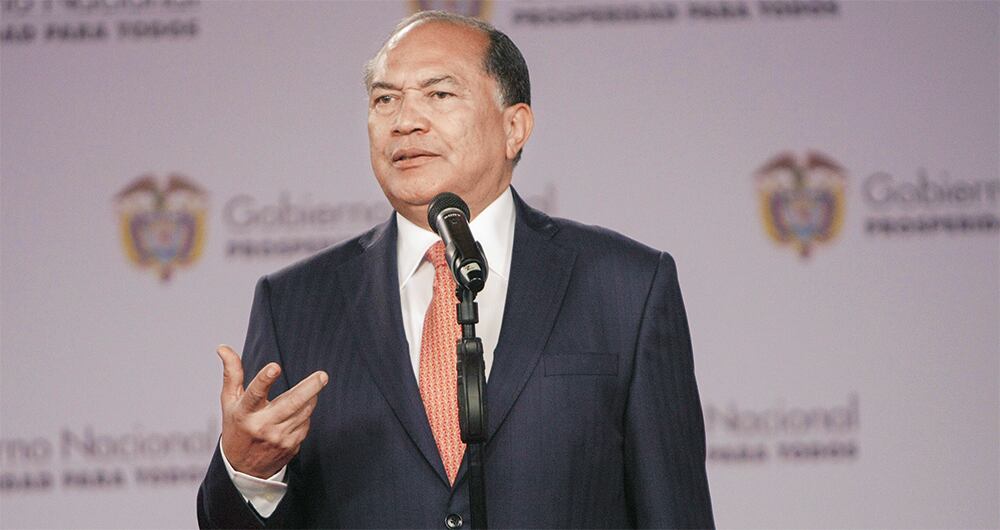 Amylkar acostaExministro