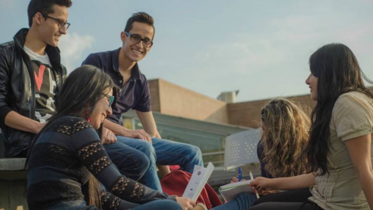 La decisión se adopta en el marco de la emergencia sanitaria nacional, por causa de la covid-19, y frente a la ampliación de l cuarentena hasta el 27 de abril.