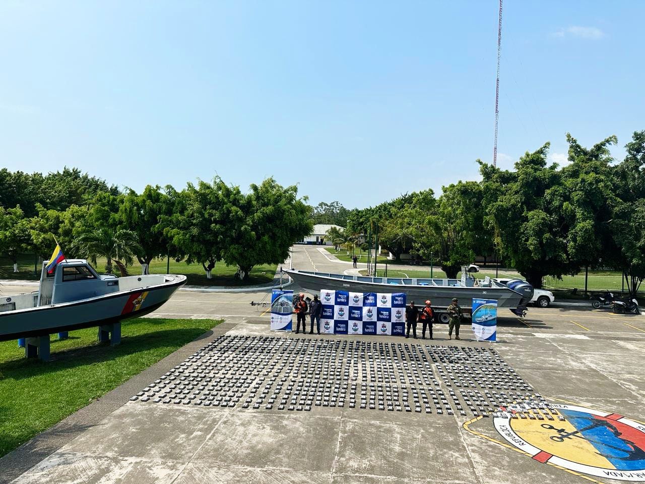 Armada decomisó una tonelada de cocaína en el Golfo de Urabá.