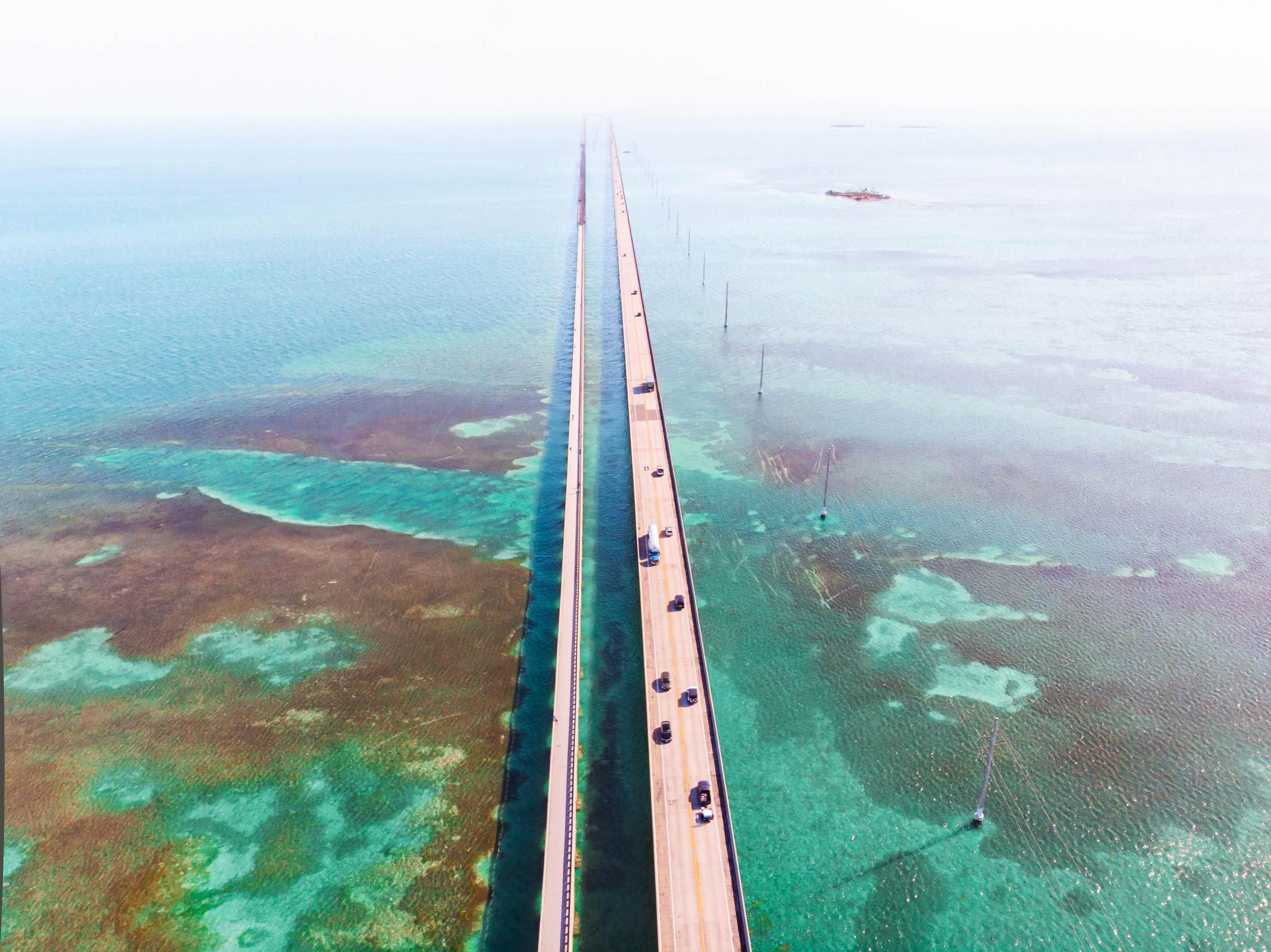 Según el National Park Service, este proyecto transformó de manera definitiva el acceso a los Cayos, facilitando el comercio, el transporte y el turismo en la región.