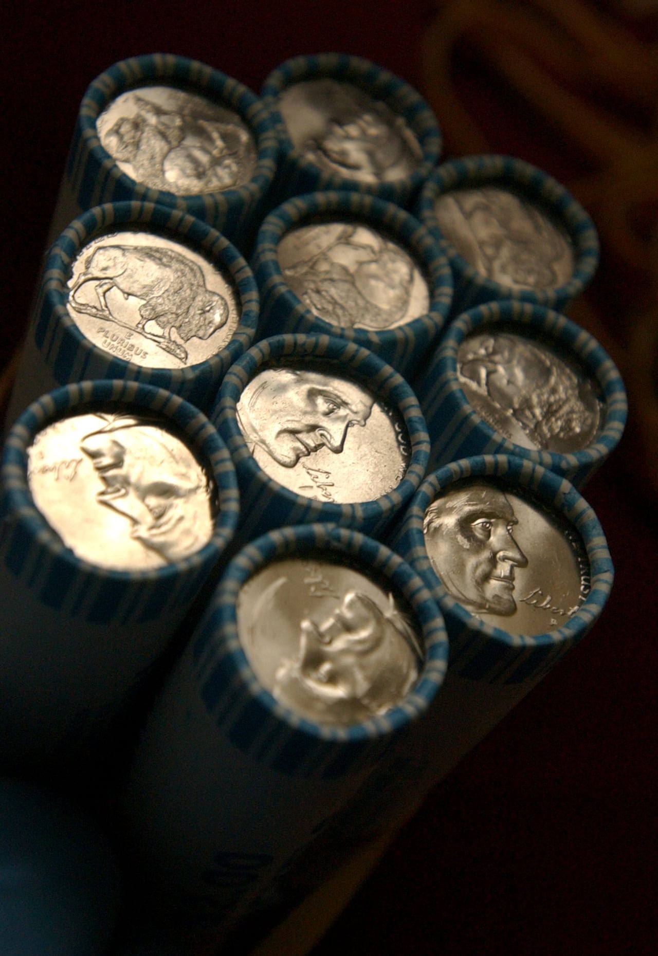 Monedas evaluadas por organizaciones como PCGS o NGC tienen mayor valor de mercado.