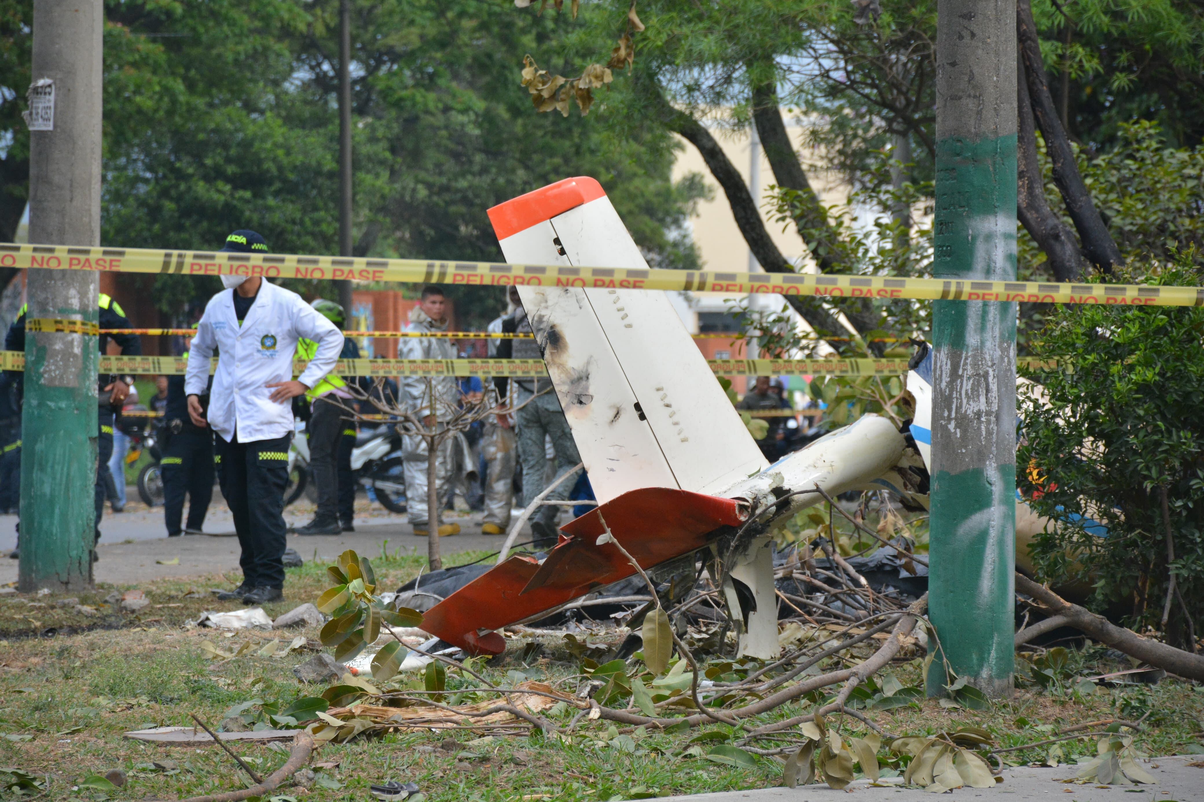Accidente de avioneta de la FAC en Cali. Foto: Jorge Orozco / El País