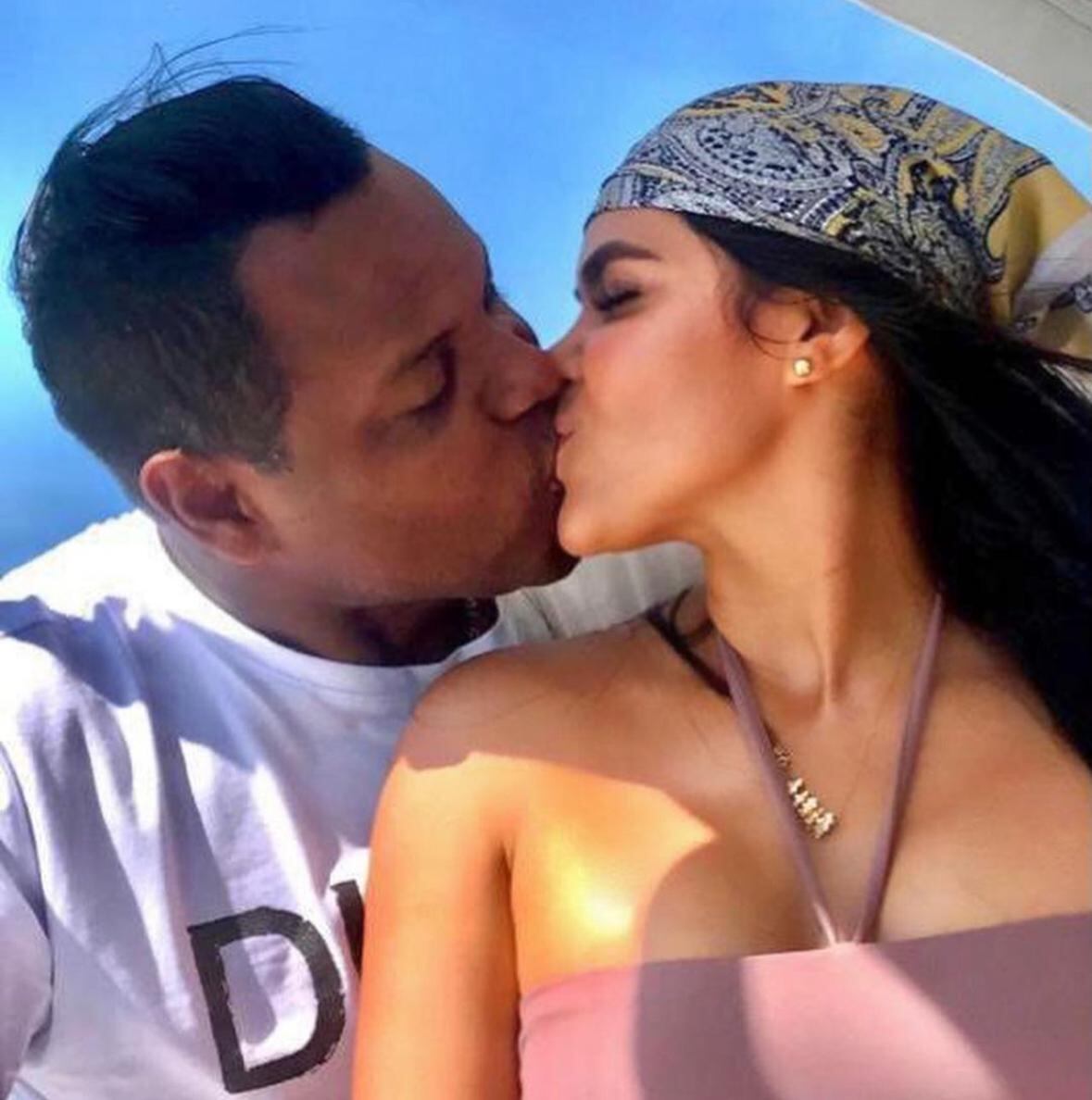 La esposa de Omar Geles recordó al artista a través de sus redes sociales.