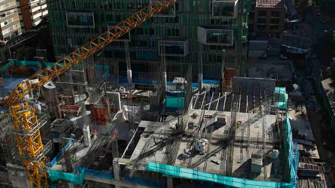 El Cóndor firmó contrato de construcción por $164.800 millones